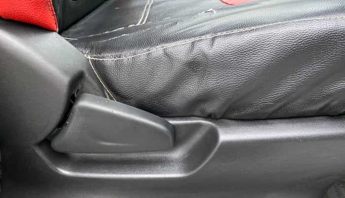 2018 Datsun Redi Go S 1.0, Petrol, Manual, 67,035 km, Driver Side Adjustment Panel