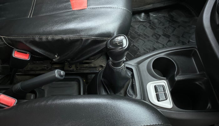 2018 Datsun Redi Go S 1.0, Petrol, Manual, 67,035 km, Gear Lever