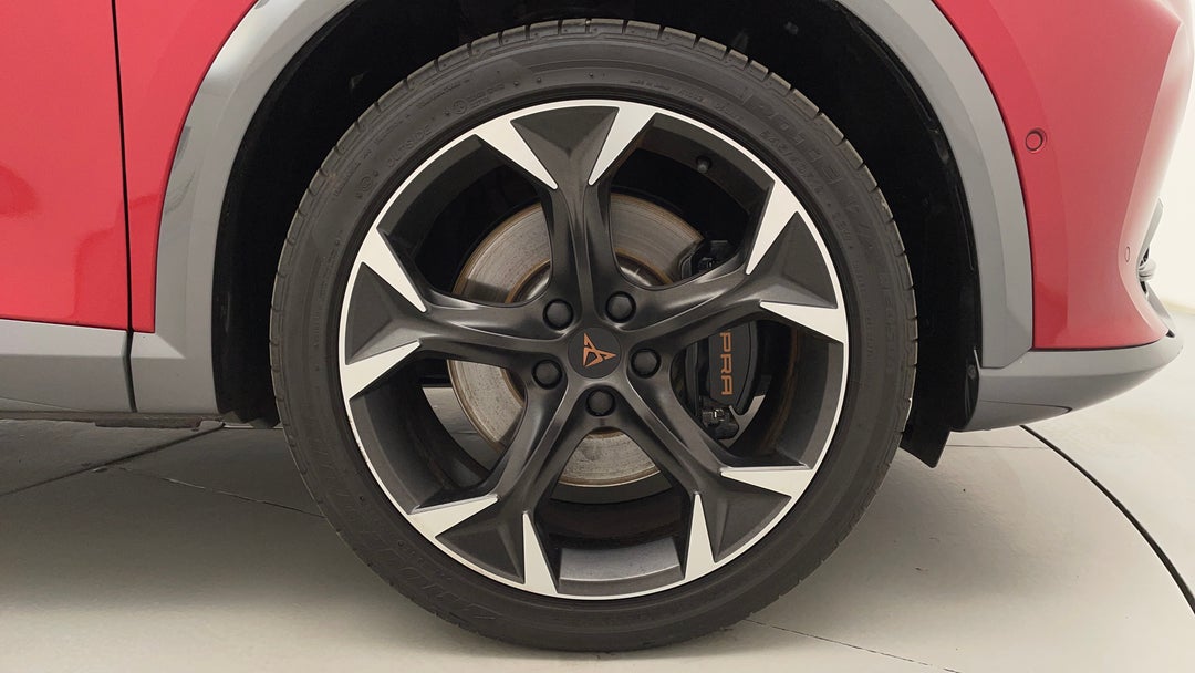 2022 Cupra Formentor Vz, Automatic, 44851 km, Right Front Wheel