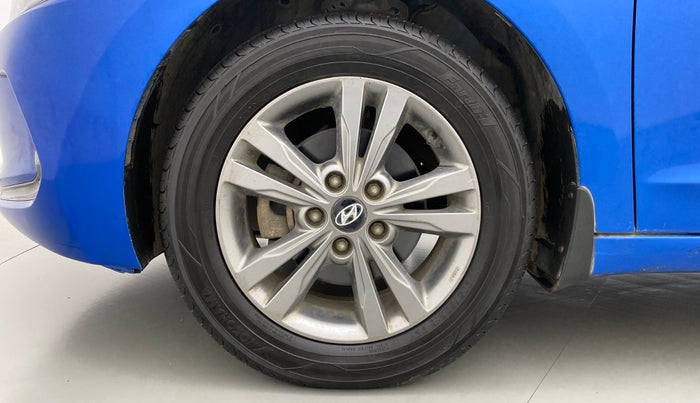2019 Hyundai New Elantra 2.0 SX (O) AT, Petrol, Automatic, 30,241 km, Left Front Wheel