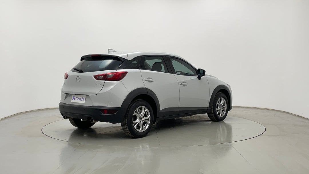 Right Back Diagonal (45- Degree) View