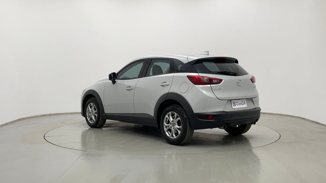 Left Back Diagonal (45- Degree) View