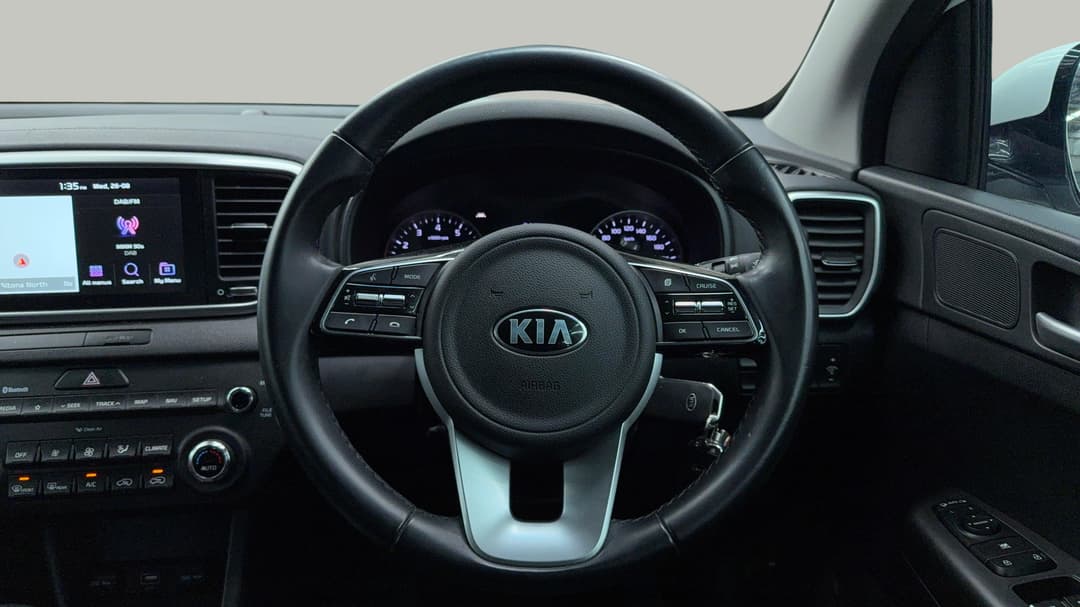 2020 Kia Sportage Sx (FWD), Automatic, 70882 km, Steering Wheel Close-up