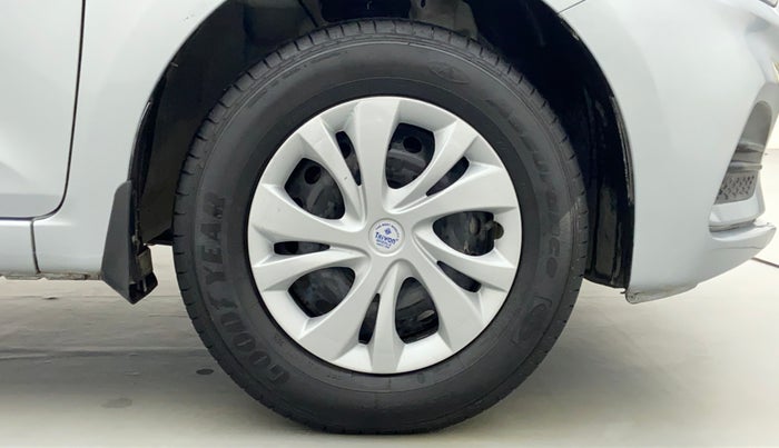 2018 Hyundai Elite i20 Magna Executive 1.2, Petrol, Manual, 22,103 km, Right Front Wheel