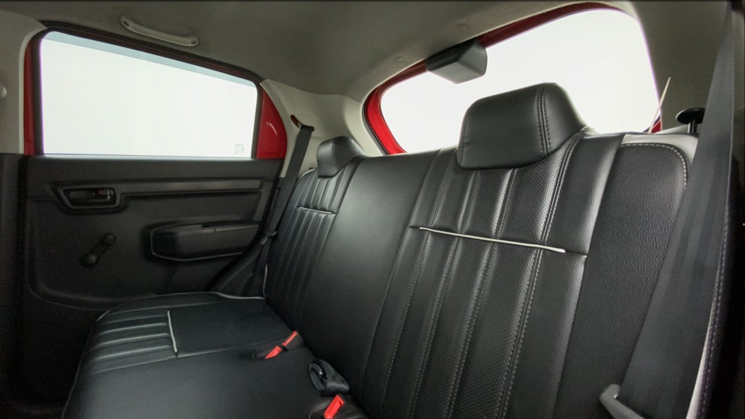 Right Side Rear Door Cabin