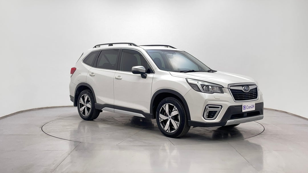 Right Front Diagonal (45- Degree) View