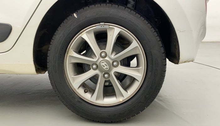 2016 Hyundai Grand i10 ASTA (O) 1.2 KAPPA VTVT, Petrol, Manual, 32,353 km, Left Rear Wheel