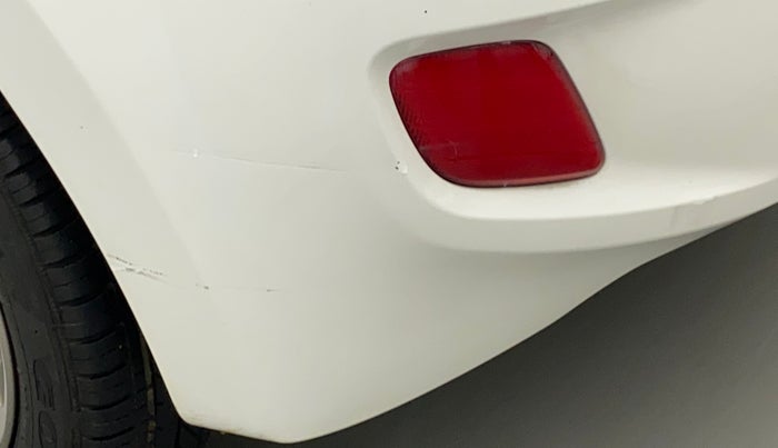 2016 Hyundai Grand i10 ASTA (O) 1.2 KAPPA VTVT, Petrol, Manual, 32,353 km, Rear bumper - Minor scratches