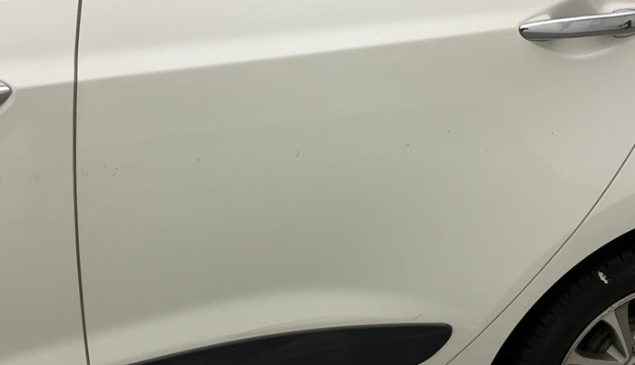 2016 Hyundai Grand i10 ASTA (O) 1.2 KAPPA VTVT, Petrol, Manual, 32,353 km, Rear left door - Minor scratches