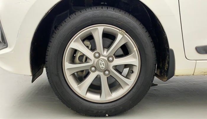 2016 Hyundai Grand i10 ASTA (O) 1.2 KAPPA VTVT, Petrol, Manual, 32,353 km, Left Front Wheel