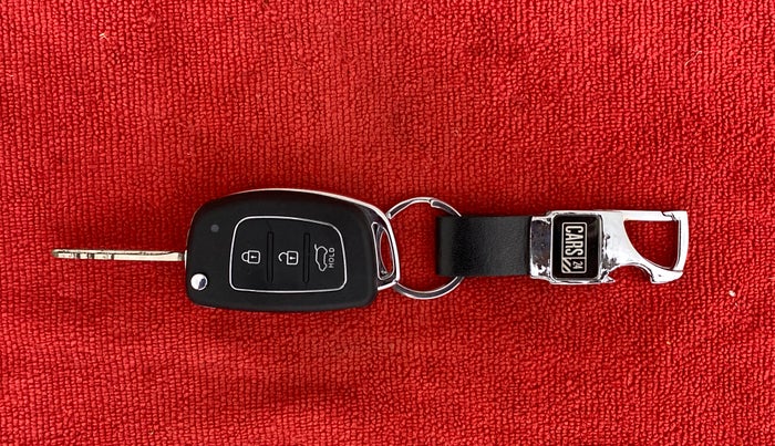 2014 Hyundai Xcent S 1.2, Petrol, Manual, 88,848 km, Key Close Up