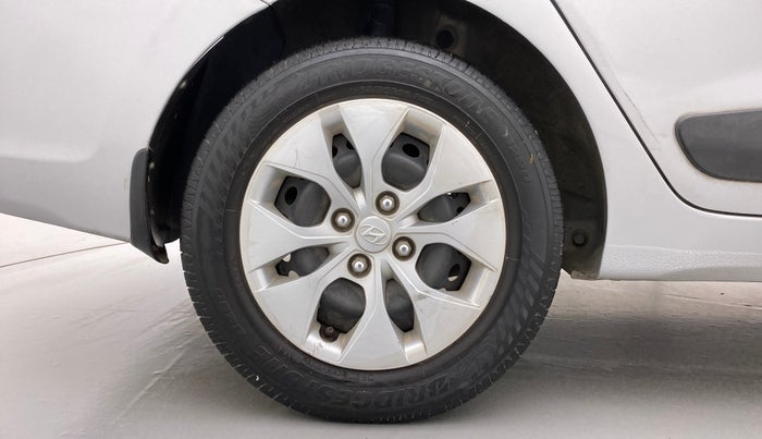 2014 Hyundai Xcent S 1.2, Petrol, Manual, 88,848 km, Right Rear Wheel