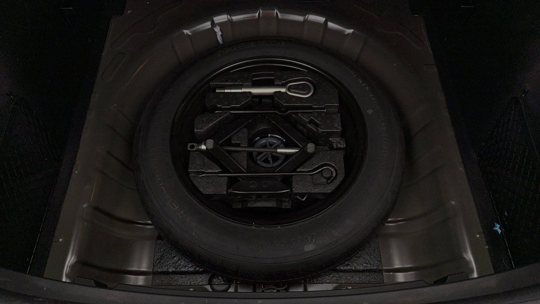 2022 MG ZS Excite, Automatic, 37372 km, Spare Wheel