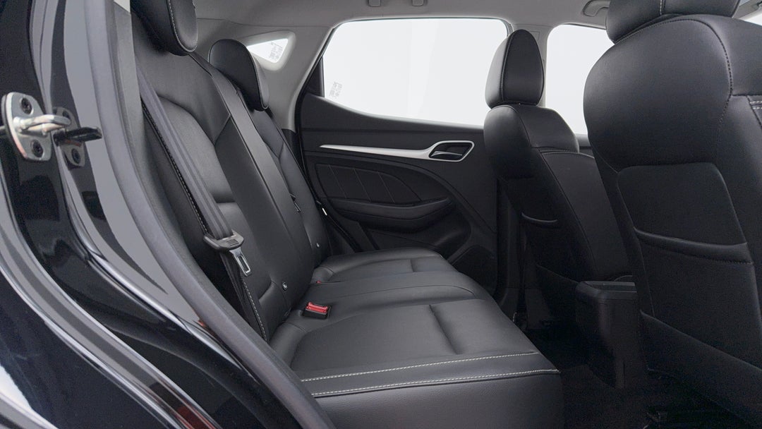 2022 MG ZS Excite, Automatic, 37372 km, Right Side Rear Door Cabin View
