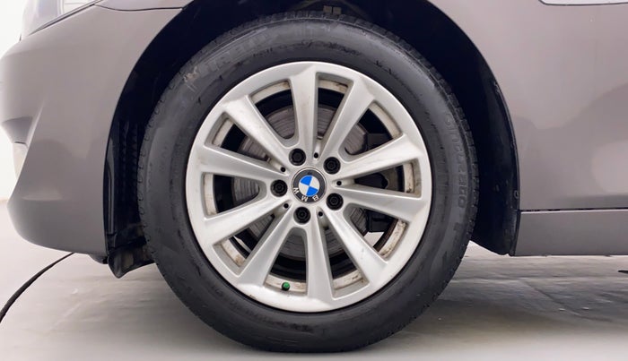 2013 BMW 5 Series 520D LUXURY LINE, Diesel, Automatic, 83,591 km, Left Front Wheel