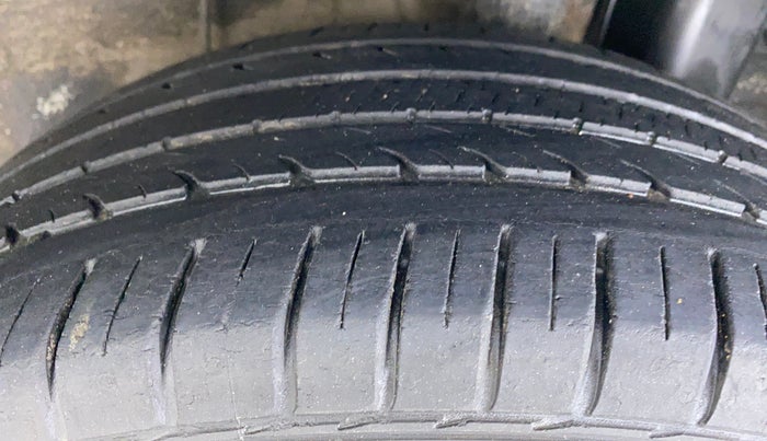 2015 Hyundai Elite i20 ASTA 1.2, Petrol, Manual, 41,230 km, Left Rear Tyre Tread