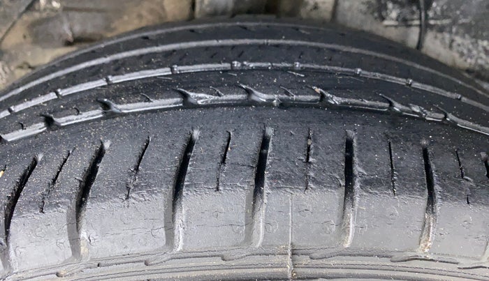 2015 Hyundai Elite i20 ASTA 1.2, Petrol, Manual, 41,230 km, Right Rear Tyre Tread