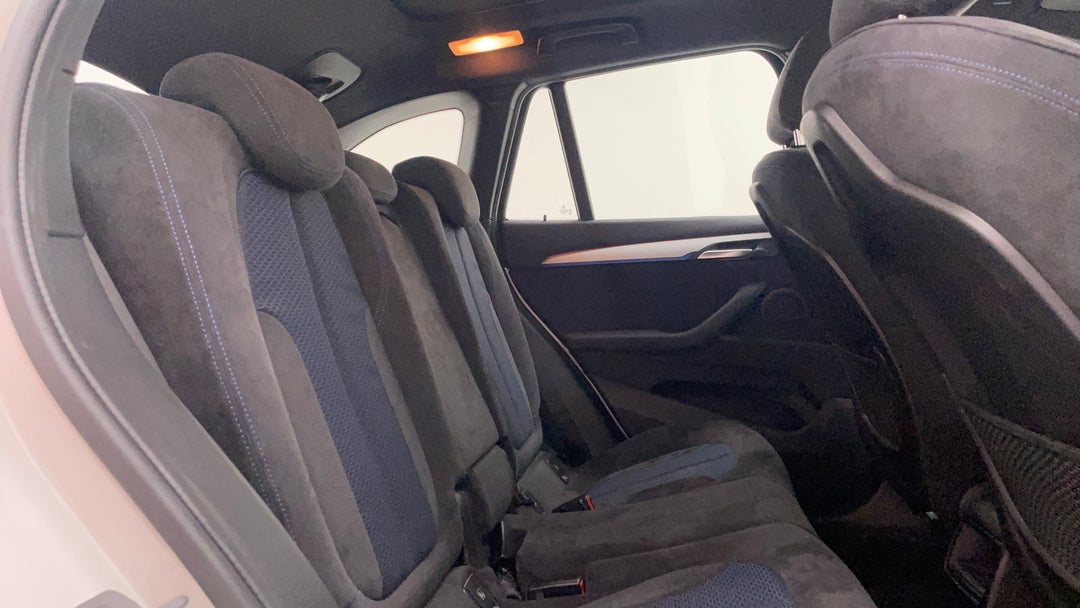 2019 BMW X1 Sdrive 18d, Automatic, 47609 km, Right Side Rear Door Cabin View