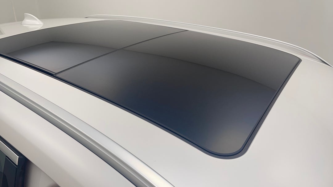 2019 BMW X1 Sdrive 18d, Automatic, 47609 km, Roof/Sunroof View