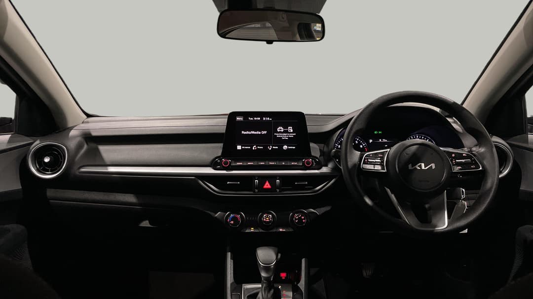 2024 Kia Cerato S, Automatic, 17864 km, Dashboard View