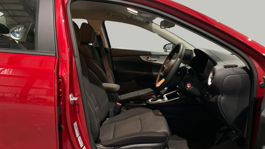 2024 Kia Cerato S, Automatic, 17864 km, Right Side Front Door Cabin View
