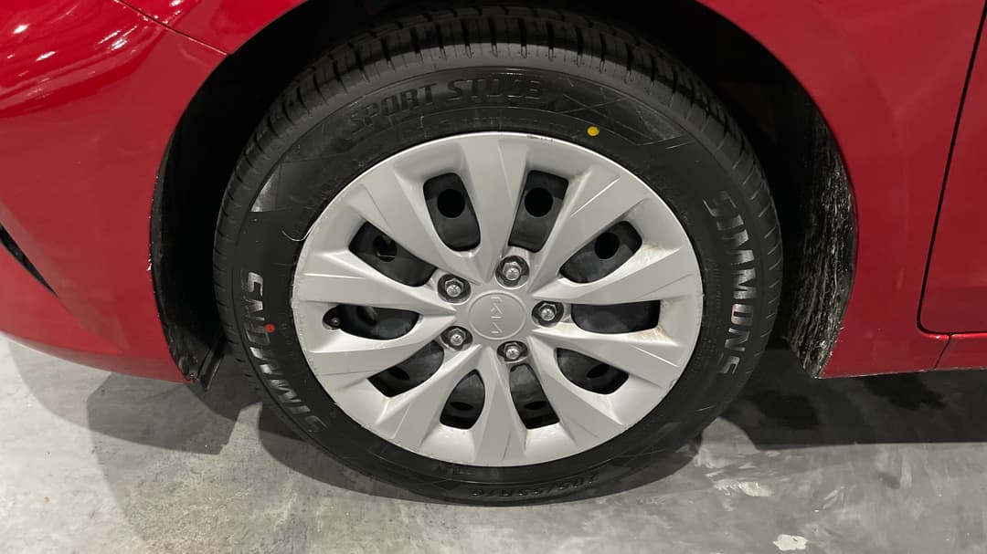 2024 Kia Cerato S, Automatic, 17864 km, Left Front Wheel