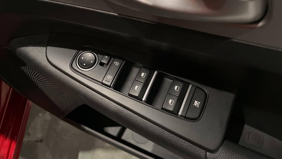 2024 Kia Cerato S, Automatic, 17864 km, Drivers Side Door Panel Controls