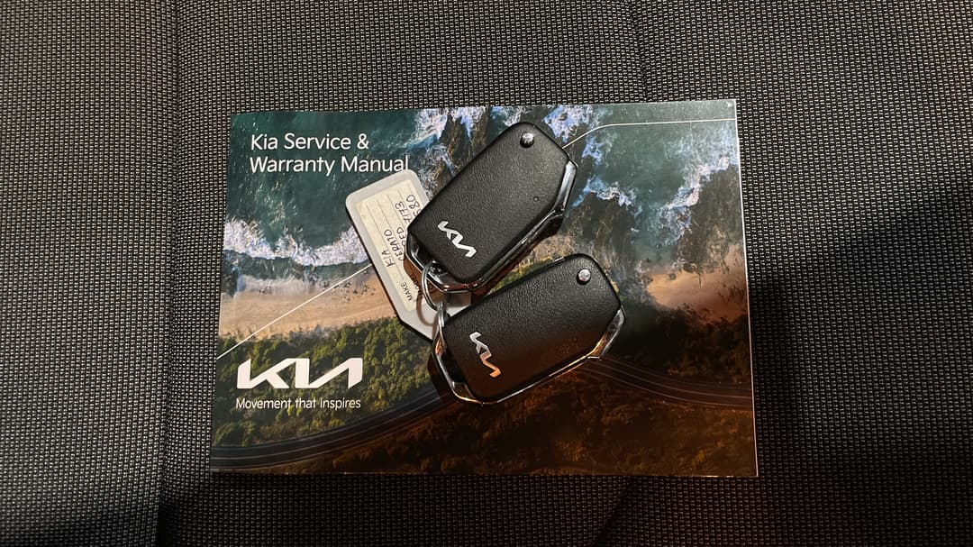 2024 Kia Cerato S, Automatic, 17864 km, Key Close-up
