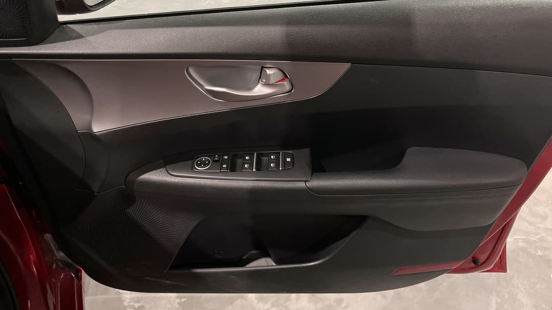 2024 Kia Cerato S, Automatic, 17864 km, Speaker View