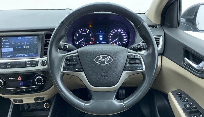 2018 Hyundai Verna 1.6 SX VTVT (O), Petrol, Manual, 33,444 km, Steering Wheel