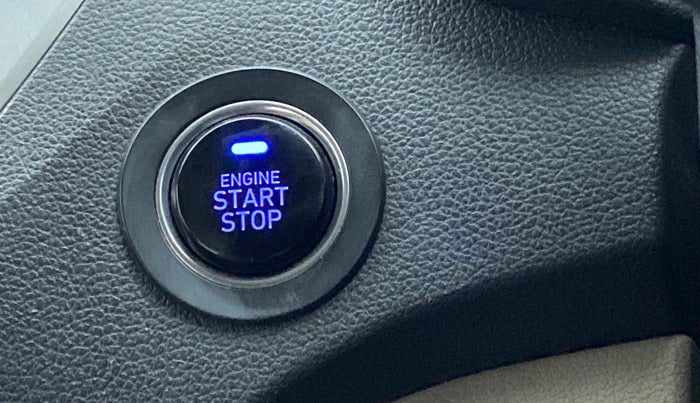2018 Hyundai Verna 1.6 SX VTVT (O), Petrol, Manual, 33,444 km, Push Start button