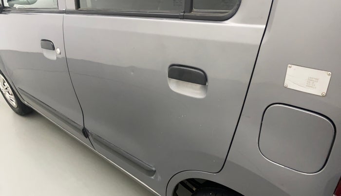 2015 Maruti Wagon R 1.0 LXI CNG, CNG, Manual, 70,547 km, Rear left door - Slightly dented