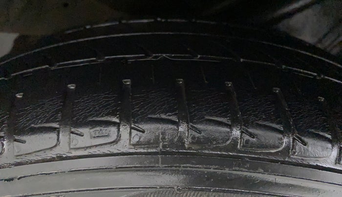 2011 Honda City V MT PETROL, Petrol, Manual, 62,548 km, Right Rear Tyre Tread