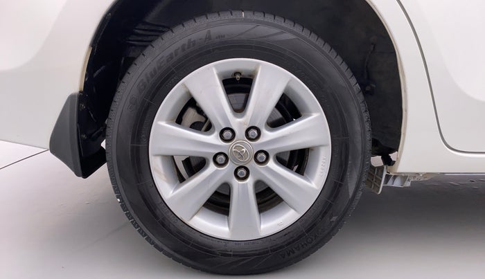 2018 Toyota Corolla Altis D 4D GL, Diesel, Manual, 84,978 km, Right Rear Wheel
