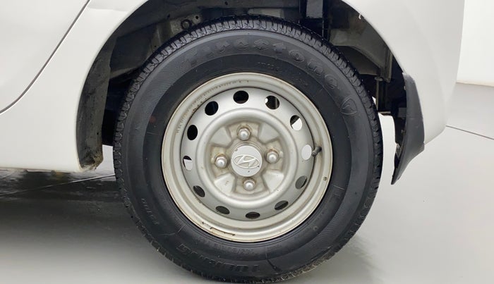 2015 Hyundai Eon D-LITE+, Petrol, Manual, 41,977 km, Left Rear Wheel