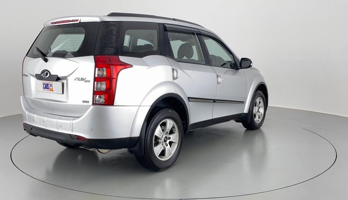 2014 Mahindra XUV500 W8 FWD, Diesel, Manual, 90,908 km, Right Back Diagonal