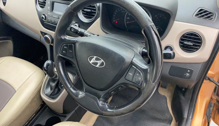 2014 Hyundai Grand i10 ASTA 1.2 AT VTVT, Petrol, Automatic, 76,393 km, Steering wheel - Steering cover is minor torn