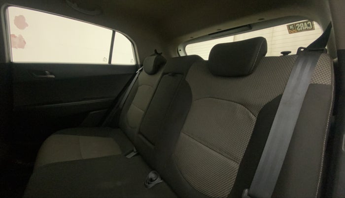 2016 Hyundai Creta S 1.6 PETROL, Petrol, Manual, 54,012 km, Right Side Rear Door Cabin
