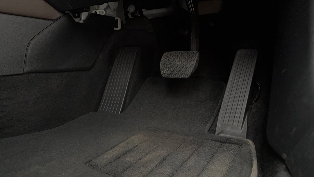 2023 Mazda CX-30 G20 Touring (FWD), Automatic, 36596 km, Pedals and Footmat