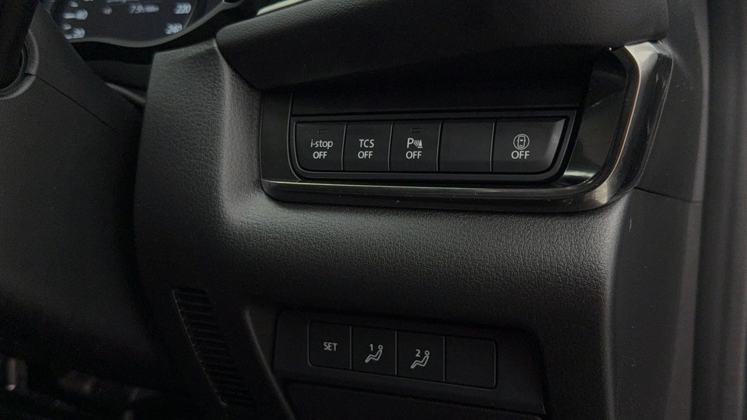 2023 Mazda CX-30 G20 Touring (FWD), Automatic, 36596 km, Utility Switches/Buttons