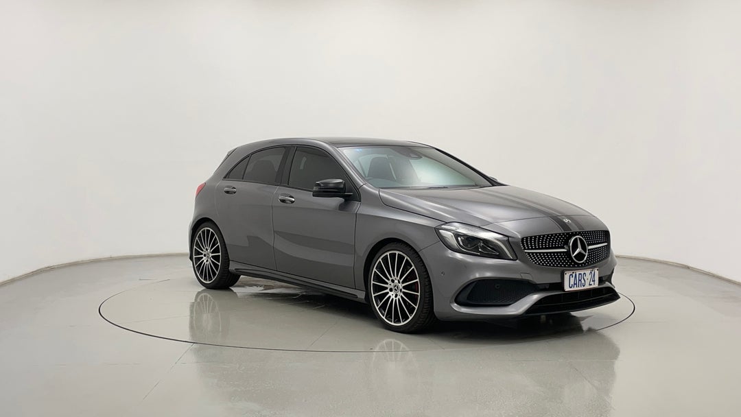 Right Front Diagonal (45- Degree) View