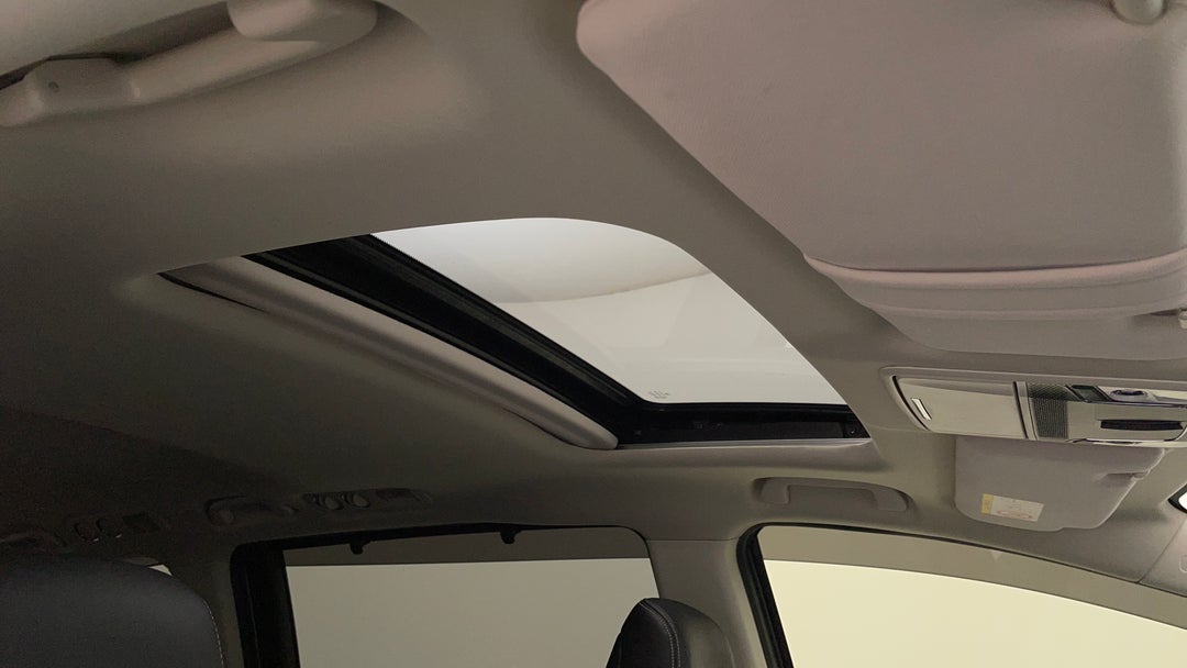 Interior Sunroof/Moonroof
