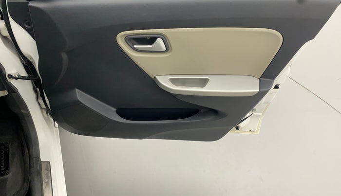 2017 Maruti Alto K10 VXI P, Petrol, Manual, 82,340 km, Driver Side Door Panels Control