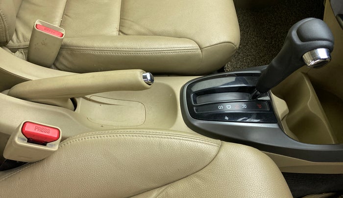 2012 Honda City 1.5L I-VTEC V AT SUNROOF, Petrol, Automatic, 88,483 km, Gear Lever
