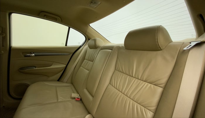 2012 Honda City 1.5L I-VTEC V AT SUNROOF, Petrol, Automatic, 88,483 km, Right Side Rear Door Cabin