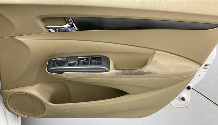 2012 Honda City 1.5L I-VTEC V AT SUNROOF, Petrol, Automatic, 88,483 km, Driver Side Door Panels Control