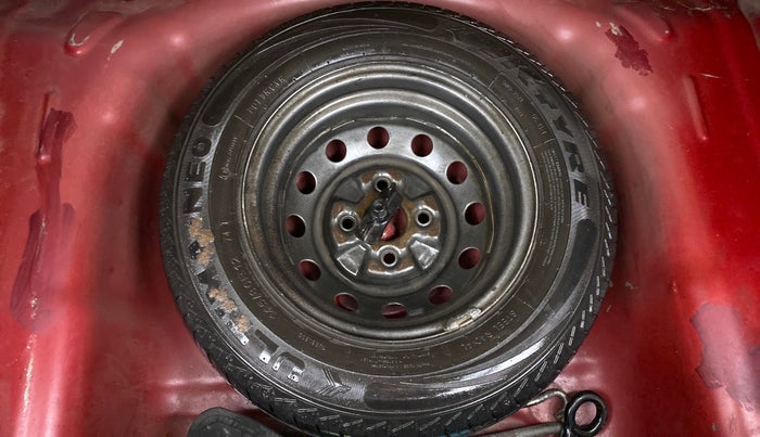 2016 Hyundai Eon ERA PLUS, Petrol, Manual, 34,170 km, Spare Tyre