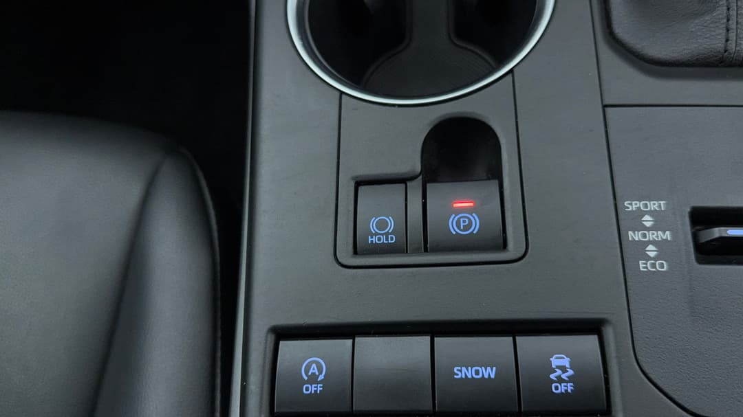 2021 Toyota Kluger Gxl (4x2), Automatic, 111624 km, Handbrake