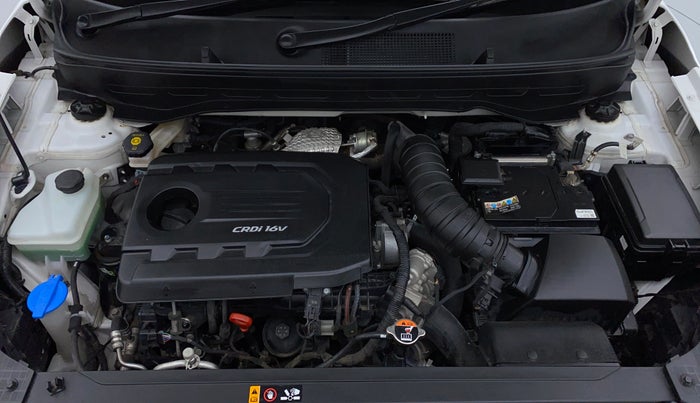 2020 Hyundai VENUE 1.5 SX CRDI MT, Diesel, Manual, 41,718 km, Engine Bonet View