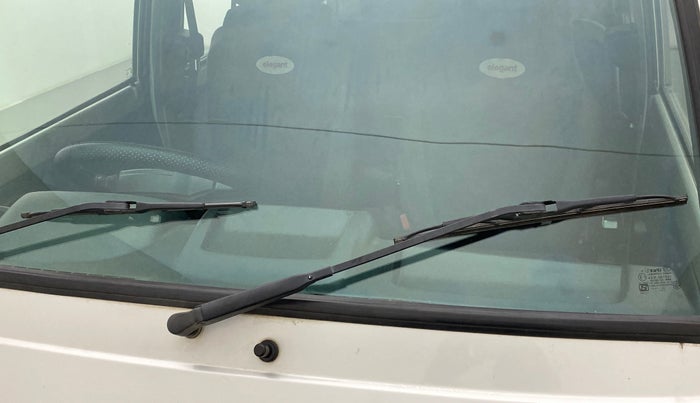 2014 Maruti OMNI E 8 STR, Petrol, Manual, 43,369 km, Front windshield - Wiper nozzle not functional
